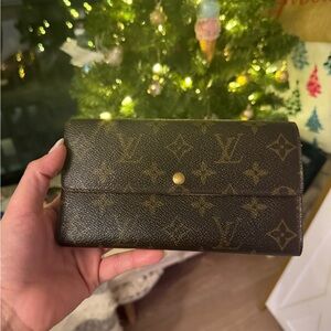 Louis Vuitton Brown Sarah Monogram Wallet.